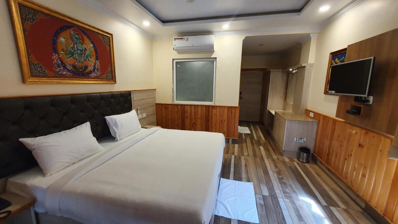 Nomadic Inn Дармсала Екстер'єр фото