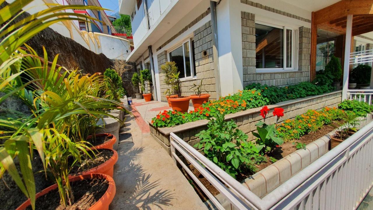 Nomadic Inn Дармсала Екстер'єр фото