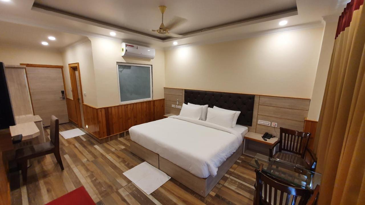 Nomadic Inn Дармсала Екстер'єр фото