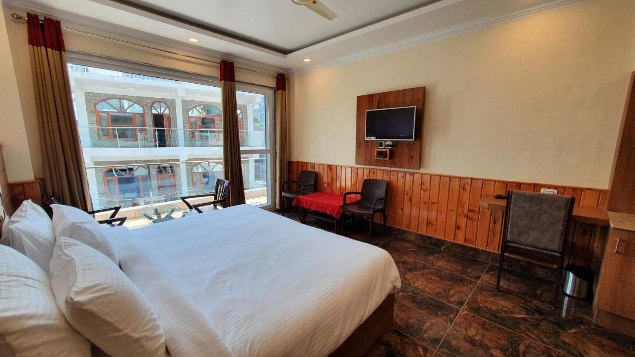 Nomadic Inn Дармсала Екстер'єр фото