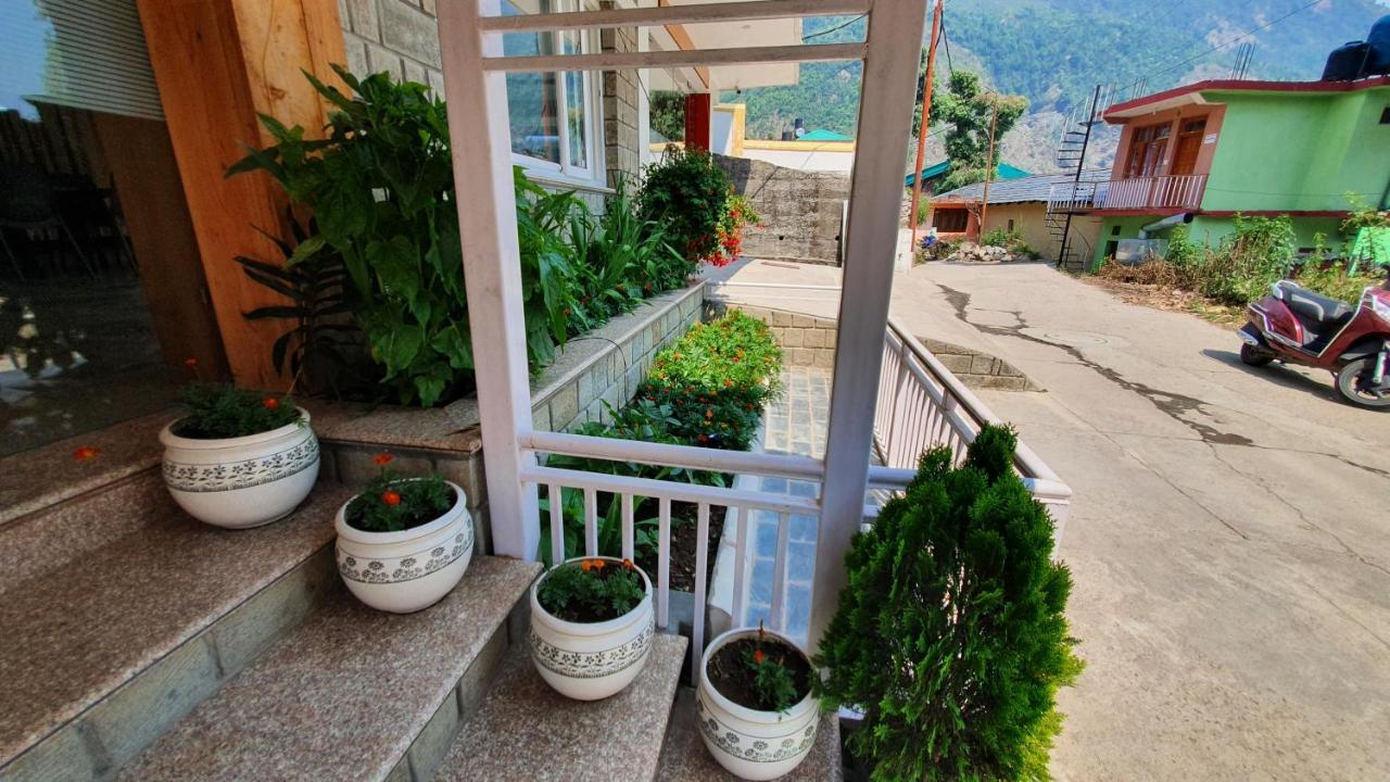 Nomadic Inn Дармсала Екстер'єр фото